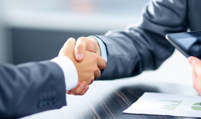 組建多專業(yè)的客戶服務(wù)團(tuán)隊(duì)